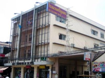 Sri Chumphon Hotel Exterior foto
