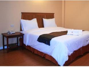 Sri Chumphon Hotel Exterior foto